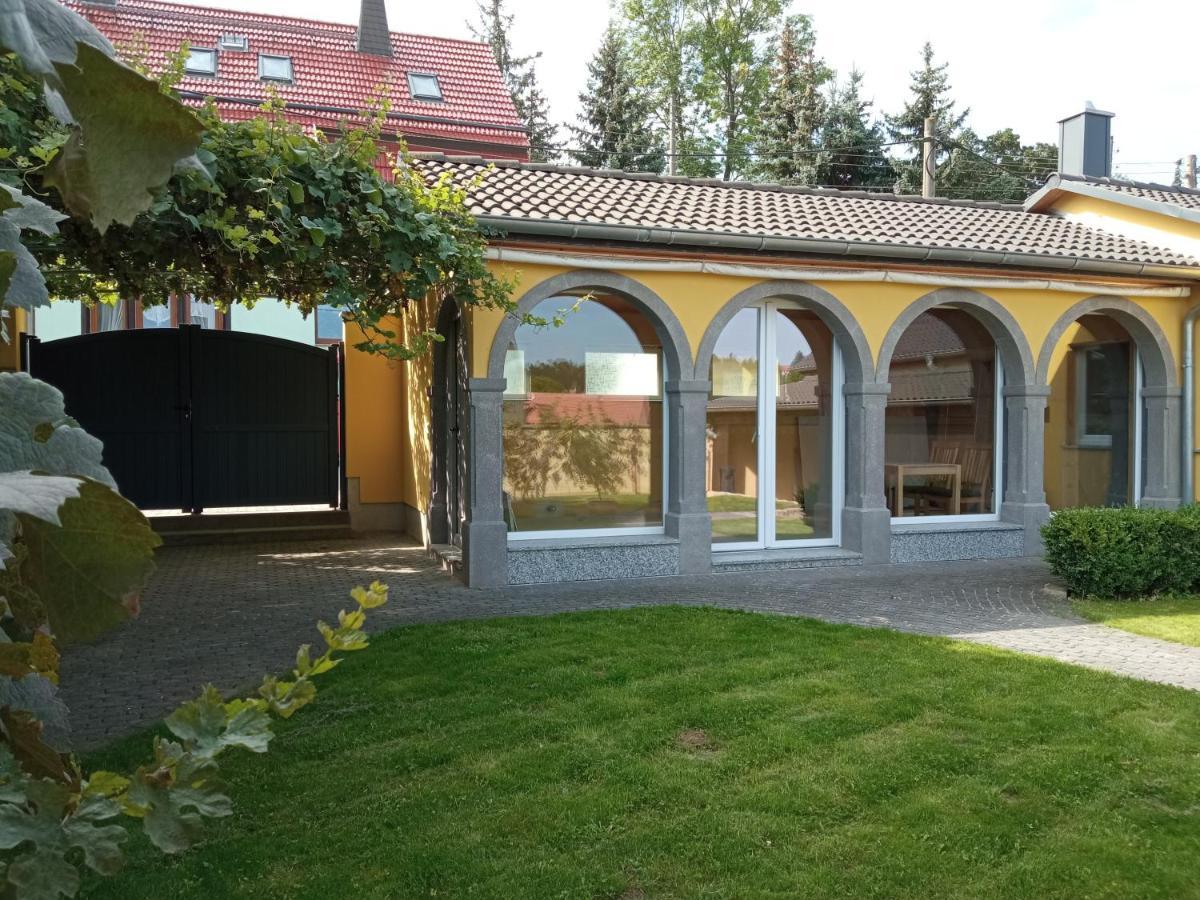 Haus Toskana, Kleines Ferienhaus Im Toskanagarten Bad Sulza Eksteriør bilde